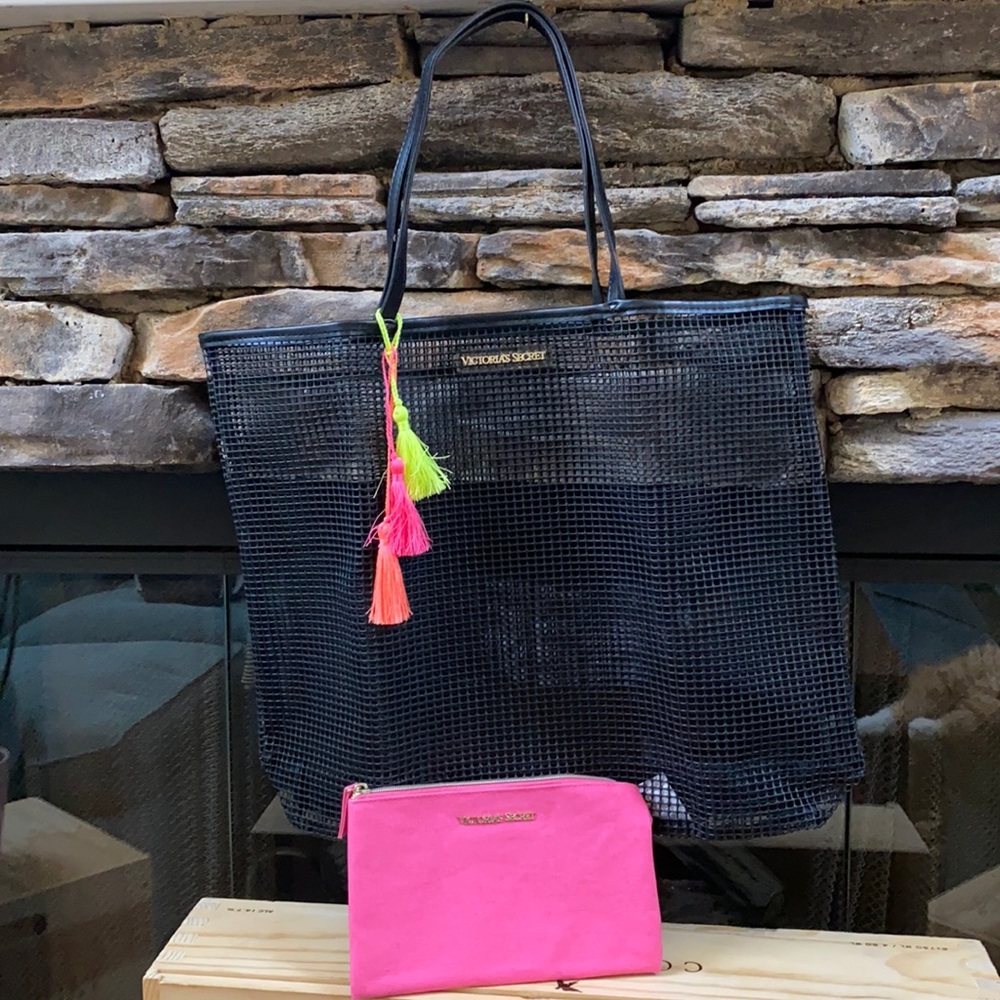 Victoria’s Secret beach bag & makeup bag
